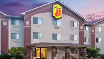 Super 8 by Wyndham Lynchburg VA