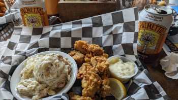 Captain Woody's Seafood Bar