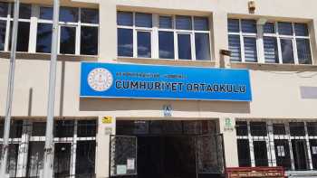 Cumhuriyet İlköğretim Okulu