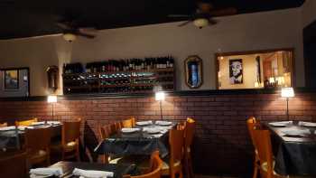 Paesano's Italian Restaurant