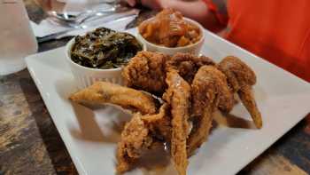 Jeffrey Lampkin's Country Boy Kitchen Bistro