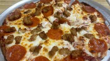 Tega Cay Village Pizza and Italian Restaurant