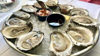 Greenwich Bay Oyster Bar