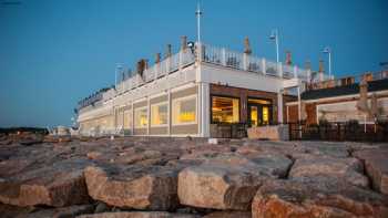 The Coast Guard House Restaurant