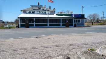 Aunt Carrie's Restaurant, Ice Cream and Gift Shoppe