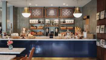 Groundswell Cafe + Bakery