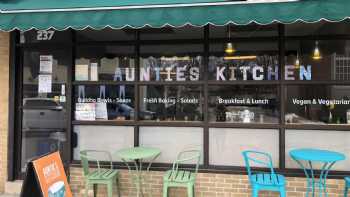 Auntie's Kitchen