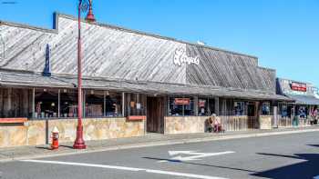 Lloyd's Old Town Tavern