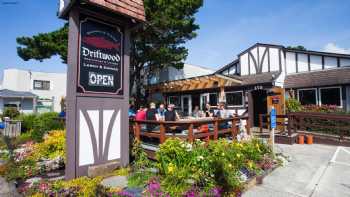 Driftwood Restaurant & Lounge