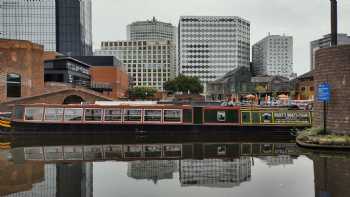 Canalside Bar