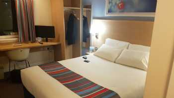 Travelodge Sheffield Central