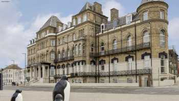 Cygnets Holiday Cottages - Sea View Penthouse | The Regency Mansions - Redcar Cleveland & North Yorkshire, United Kingdom