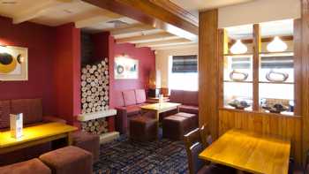 Premier Inn Camborne hotel