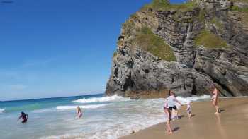 Tolcarne Beach Accomodation