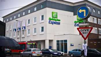 Holiday Inn Express London - Wimbledon South, an IHG Hotel