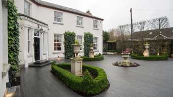 Coach House Boutique B & B