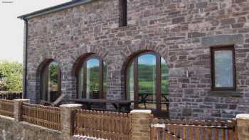 The Arches at Baileys Barn