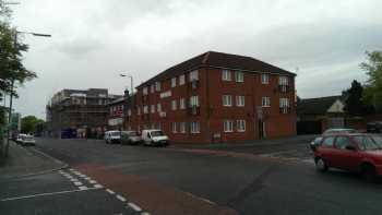 OYO Arinza Apartments, Liverpool