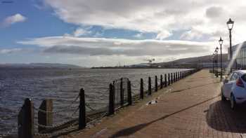 Port & Harbour Restaurant & Hotel