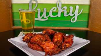 Lucky's Pub & Eatery