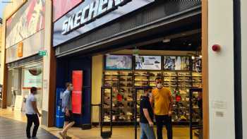 Skechers