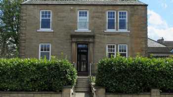 Middleton House Bed & Breakfast, Moray Street, Blackford, Perthshire, PH4 1QF