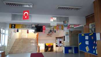 Beşir Balcıoğlu Anadolu Lisesi