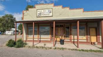 Pioneer Saloon and Restaurant