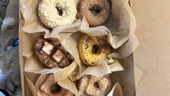 Blue Star Donuts