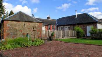 Auchendennan Luxury Self Catering