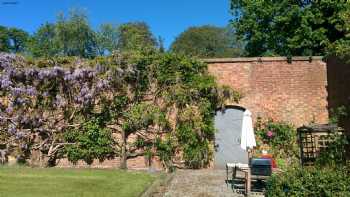 The Gardeners Cottages