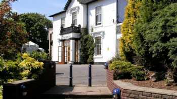 Castlecary House Hotel