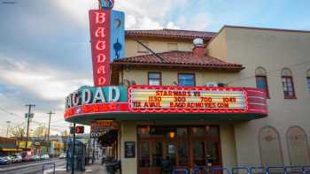 McMenamins Bagdad Theater & Pub