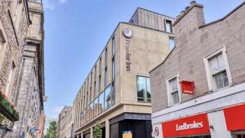 Premier Inn Edinburgh City Centre (Waverley) hotel