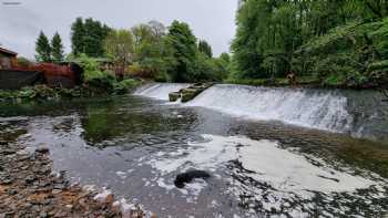 Riverside Caravan Park