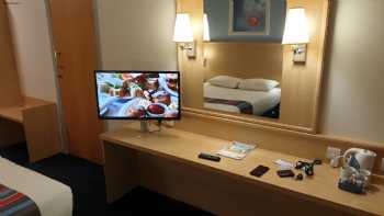 Travelodge Glasgow Airport Central