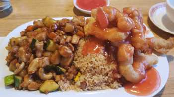 Lee's Wok