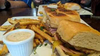 Bistro Cubano