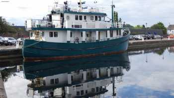 The Boat and Breakfast