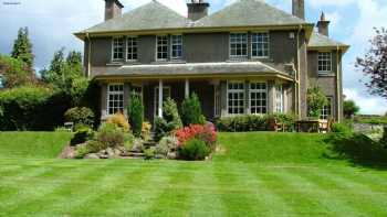 Newholme House - Stirling Self Catering Accommodation