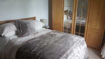 Dalmusternock Farmhouse Bed and Breakfast