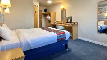 Travelodge Aberdeen Airport