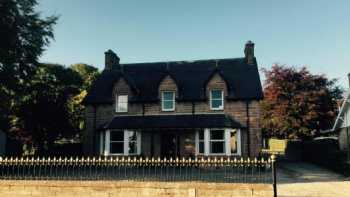 Tullochard Guest House