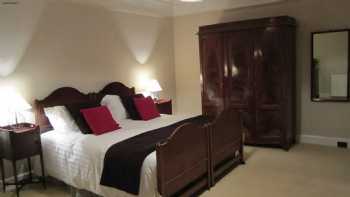 Newholme House - Stirling Self Catering Accommodation