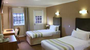 Castlecary House Hotel