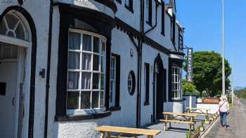 Wemyss Central Hotel