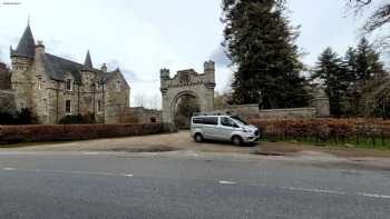 Muckrach castle