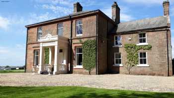 Berryburn Country House