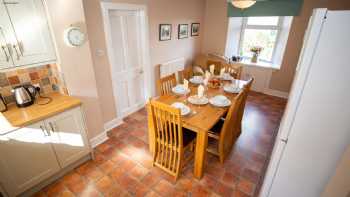 Bairnkine Holiday Cottages