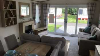 Huntly Castle Caravan Park